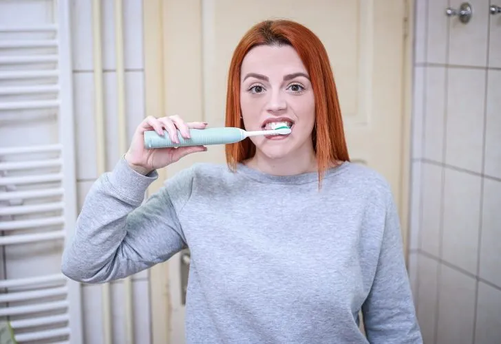 3 façons naturelles de se blanchir les dents