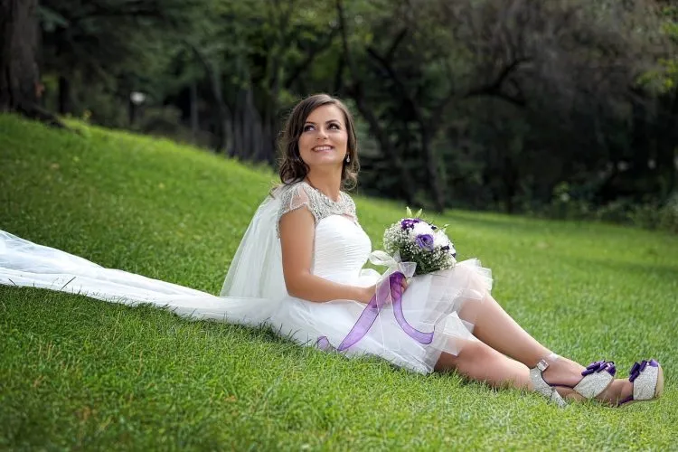 5 raisons de porter une robe de mariée courte