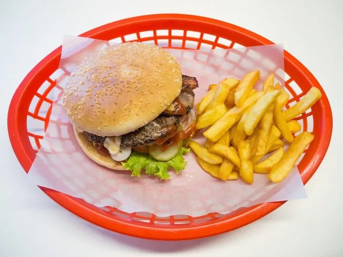 5 problèmes de santé liés à la malbouffe en France