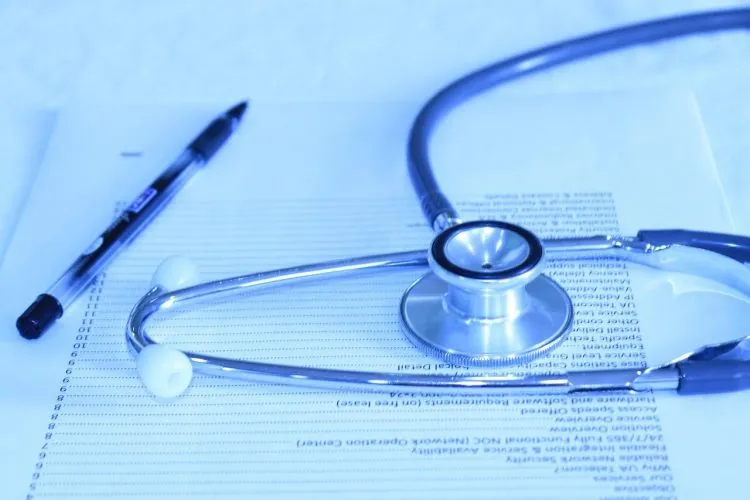 Infirmières à domicile : des solutions pour continuer à vivre chez vous