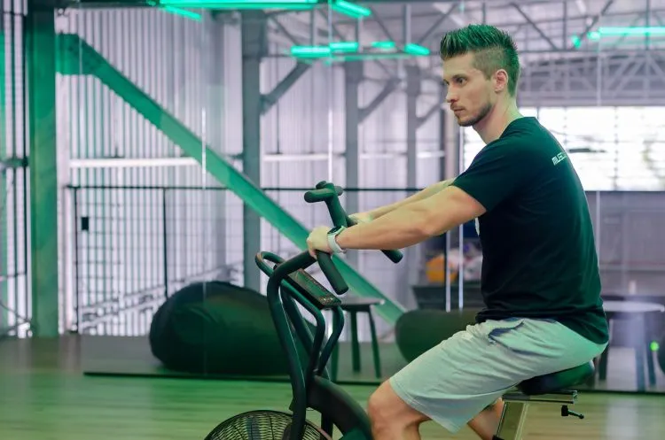 Avantages de l’exercice de vélo pour la perte de poids (brûler beaucoup de calories) –