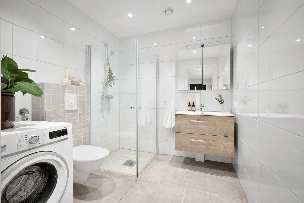 Comment le choix d’accessoires de salle de bain peut refléter votre style moderne féminin ?