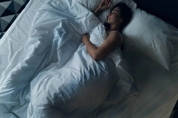 La couette légère, pour des nuits hivernales moins froides 
