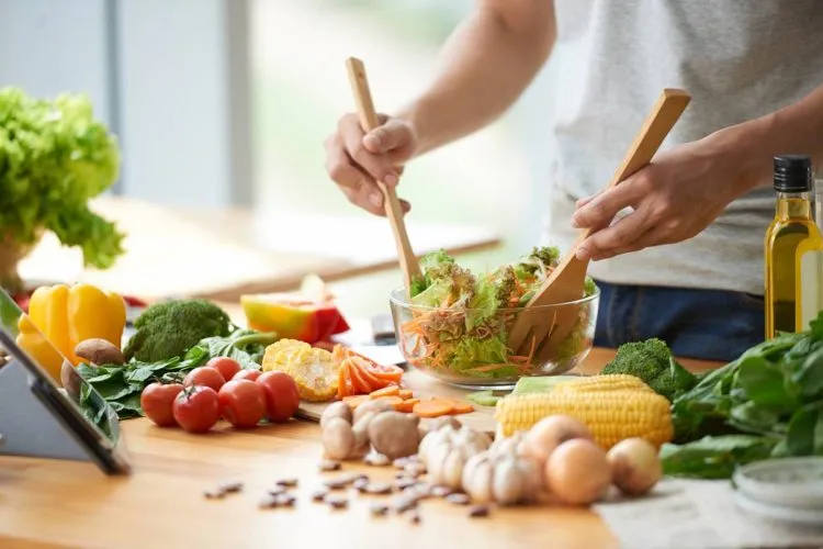 Rééquilibrage alimentaire : les trois piliers d’une perte de poids durable