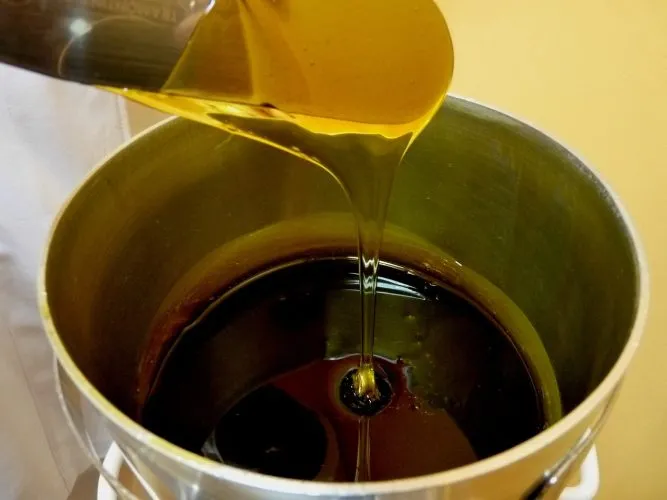 Comment faire de la cire dépilatoire ?