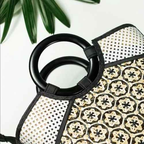Comment porter correctement un sac seau ?