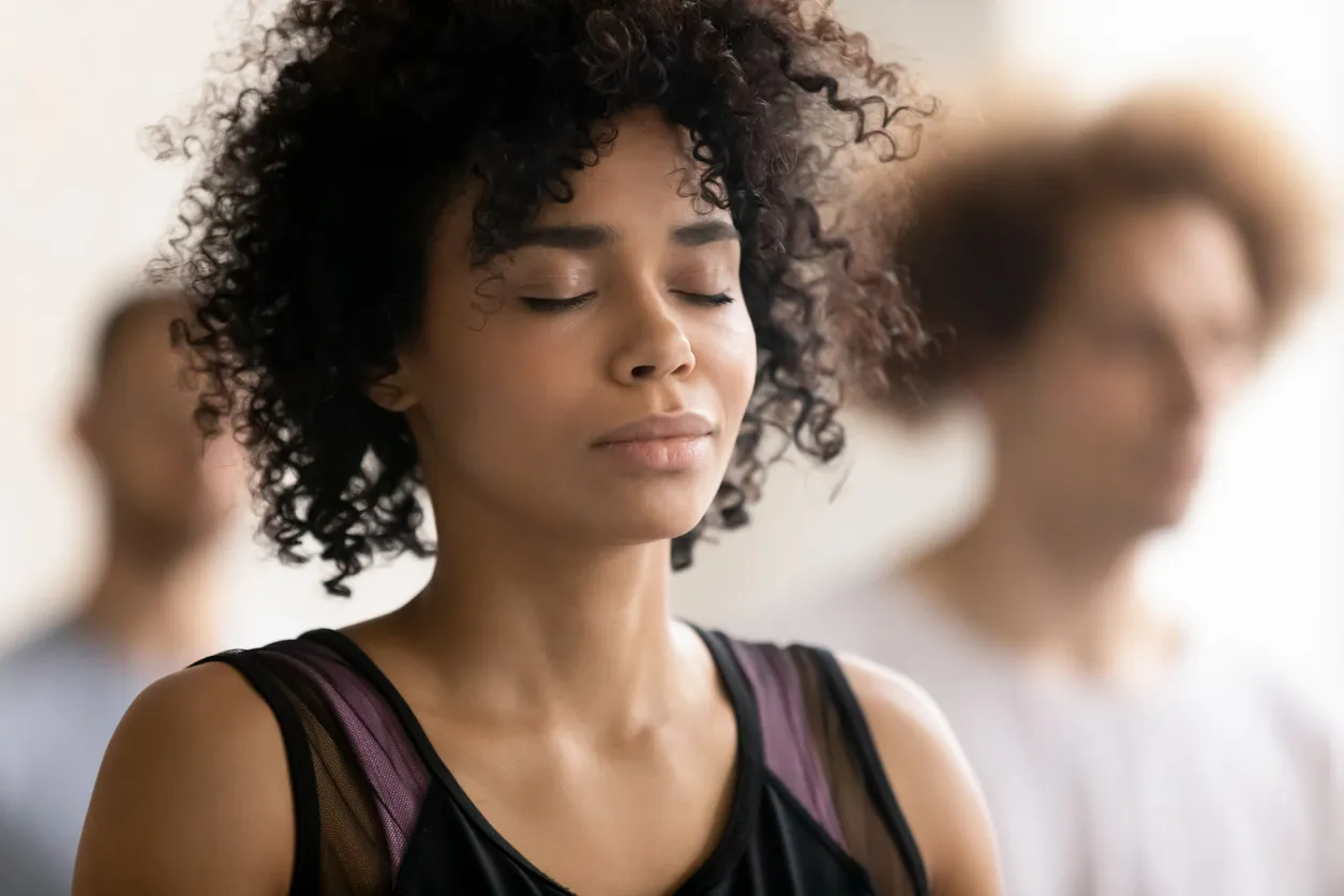 Les pratiques pour libérer le chakra du plexus solaire