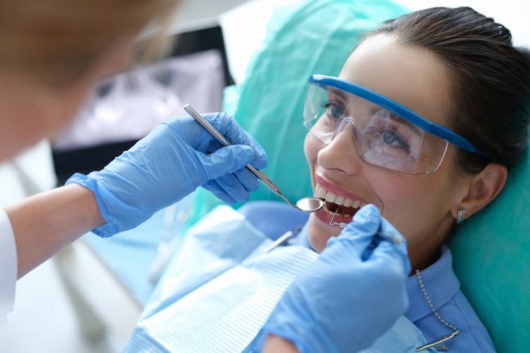 Dents abîmées: vous pouvez vous soigner en Hongrie